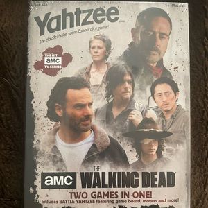 THE WALKING DEAD TWD original Yahtzee board game